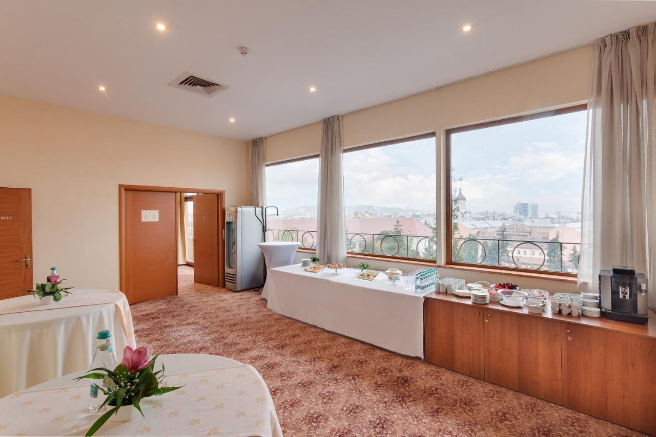 Hotel Opera Plaza Cluj-Napoca Exteriör bild