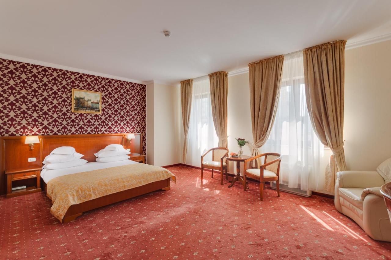 Hotel Opera Plaza Cluj-Napoca Exteriör bild